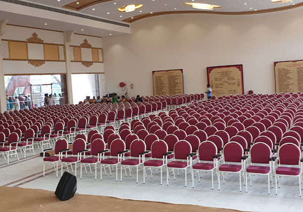 Banquet Chair & Table 13